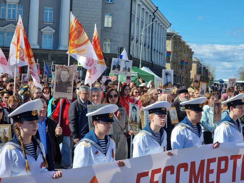    Шествие "Бессмертного полка" началось в ПетрозаводскеИрина Яковлева / Фактор