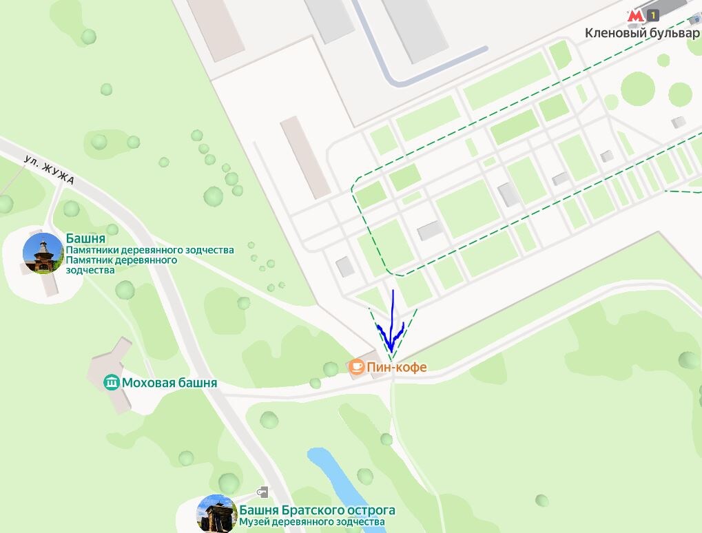 Вход в парк со стороны станции метро «Кленовый бульвар» на улицу Жужа.