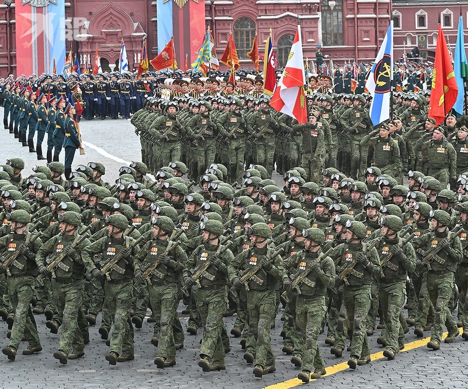    На Параде Победы 2026 из соображений безопасности не было военной техники. Владимир ВЕЛЕНГУРИН