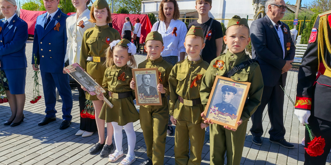 День победы в Крыму с официозом и без