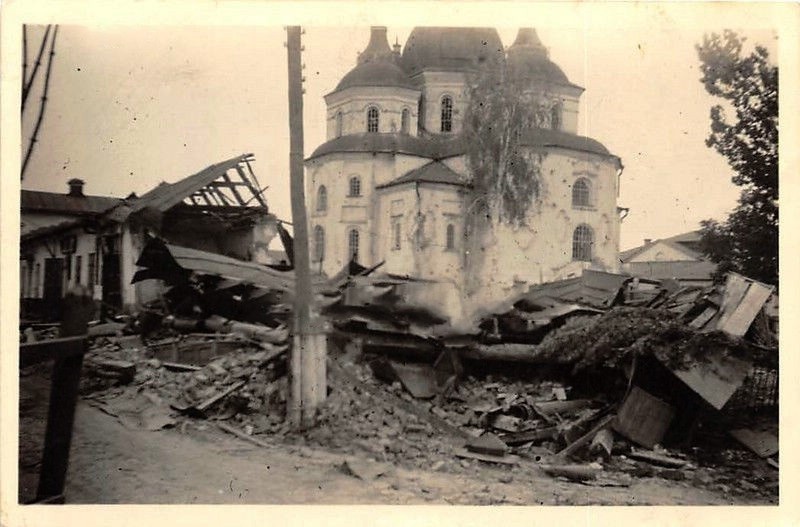 Разружения после городских боёв в сентябре 1941 года