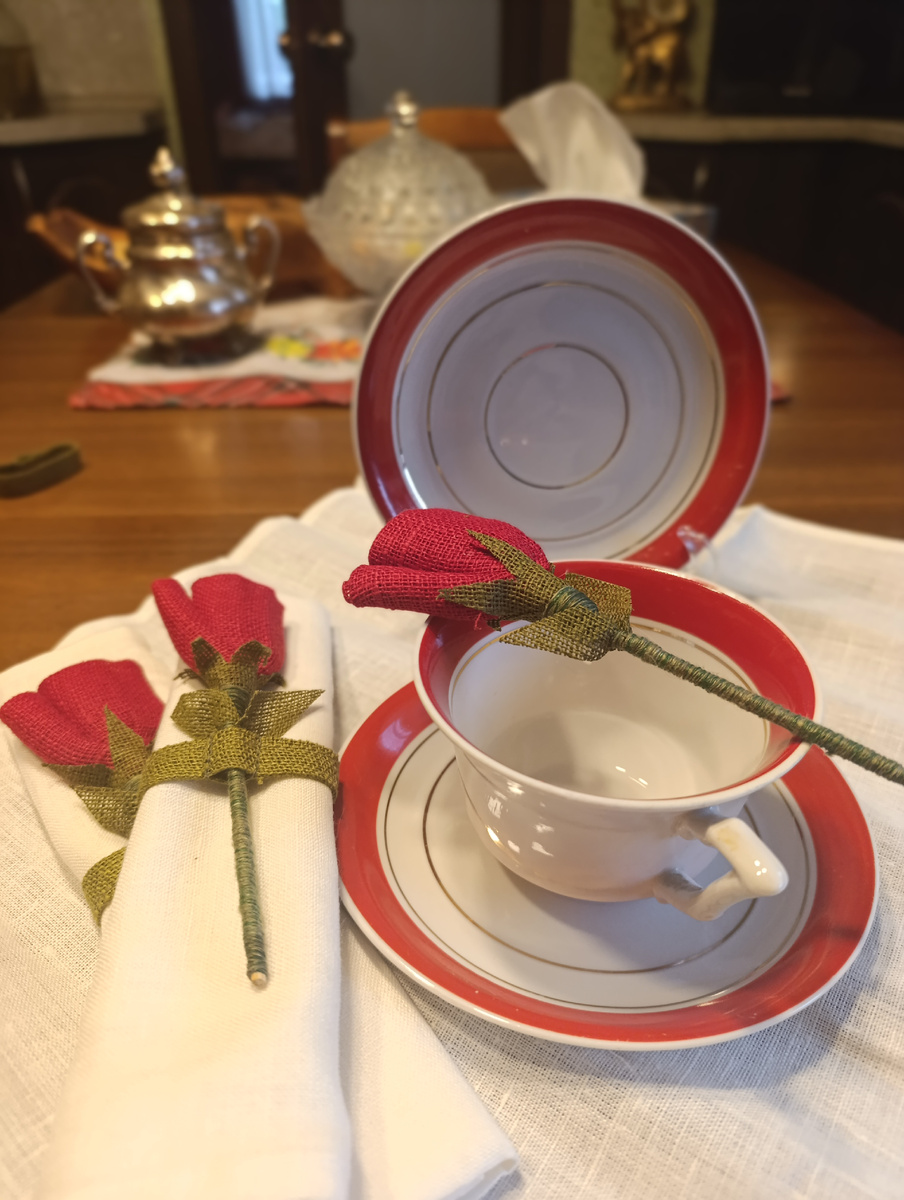 Серв з Майя, Рижский фарфор