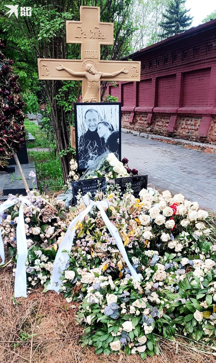    На Новодевичьем кладбище в Москве появилась могила Майи Плисецкой и Родиона Щедрина Анастасия ПЛЕШАКОВА