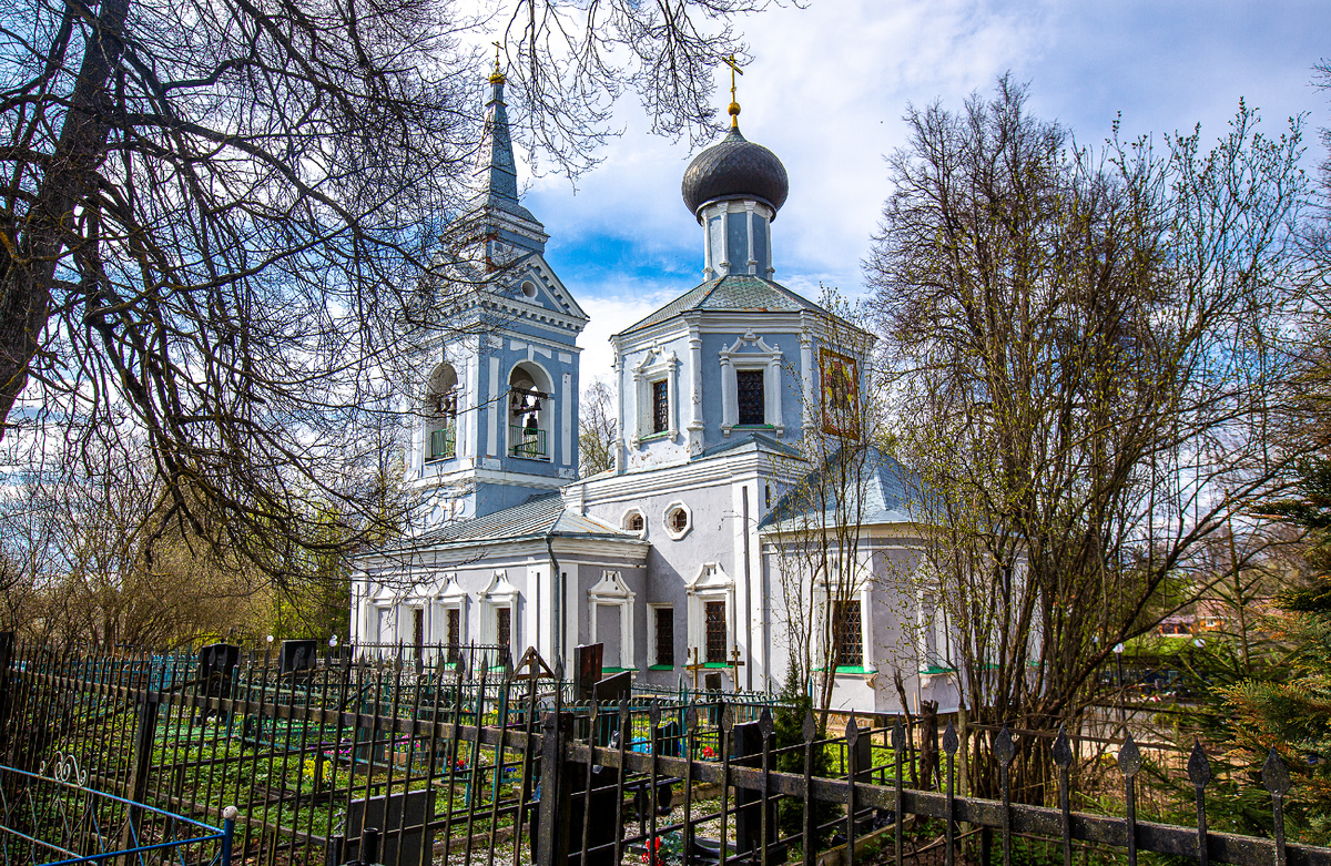 Спасская церковь в Никулино (в селе Спасском-Микулинском). Городской округ Подольск, Московская область. Фото автора статьи 