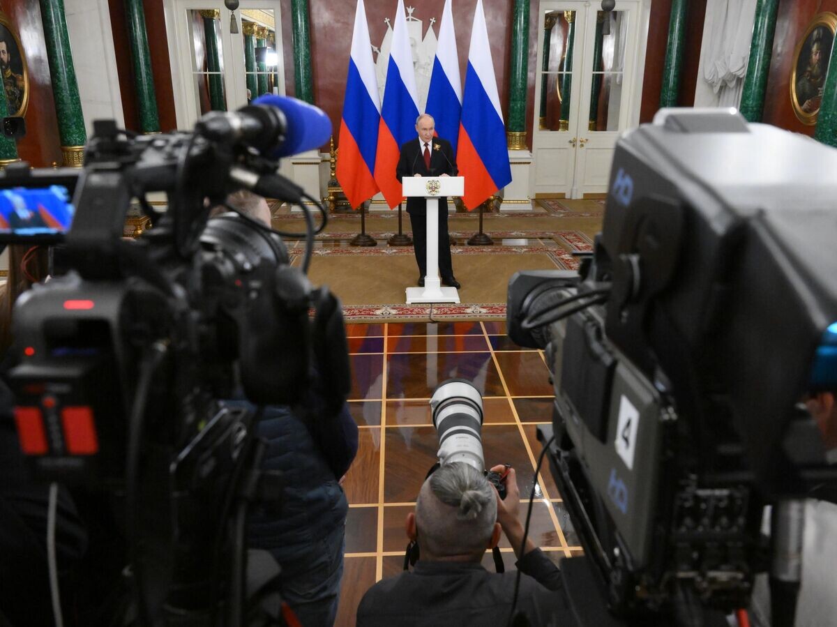    Президент РФ Владимир Путин на пресс-конференции по итогам серии международных встреч в Москве | © РИА Новости / Григорий Сысоев
