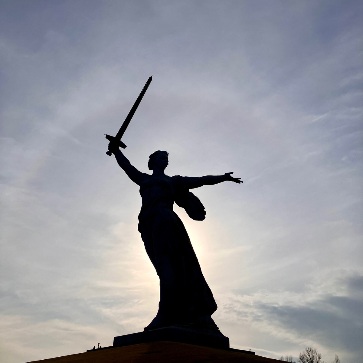Ореол вокруг Родины-Матери