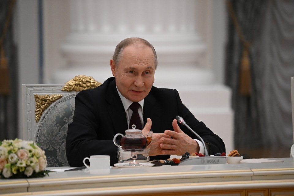    Путин: Финляндия вступила в НАТО из-за надежды что-нибудь оттяпать у РФ Иван МАКЕЕВ