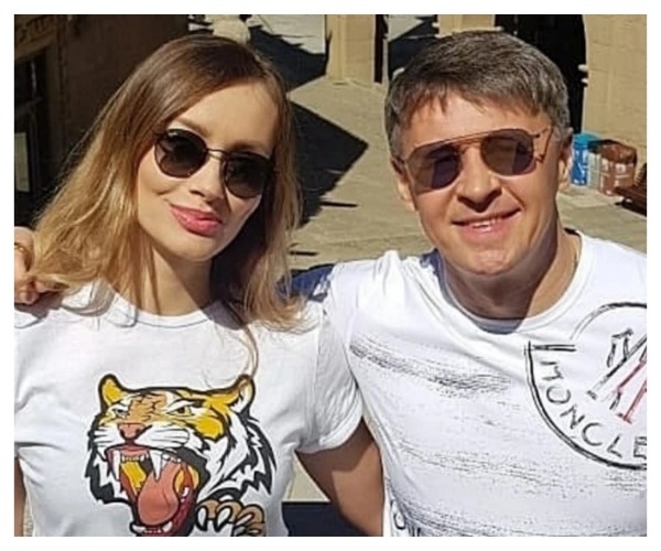 Ирина старше новой пассии Сергея, но они очень похожи
