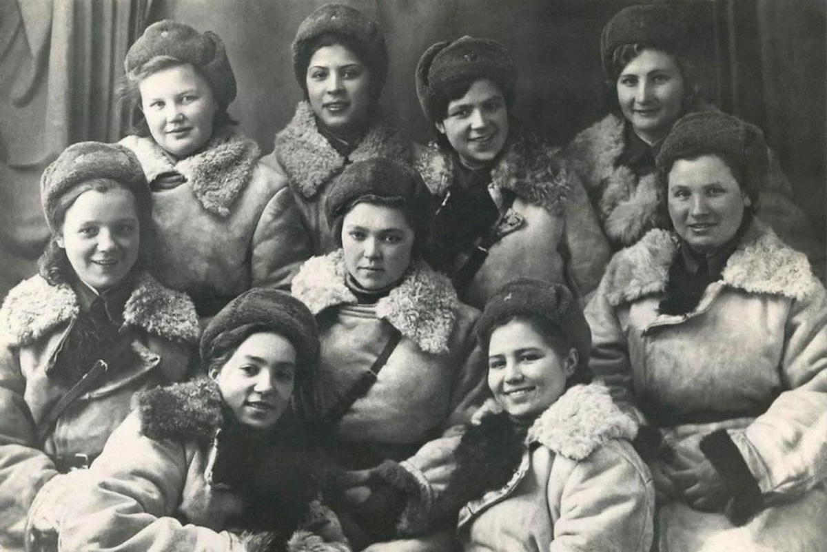 Женский бат