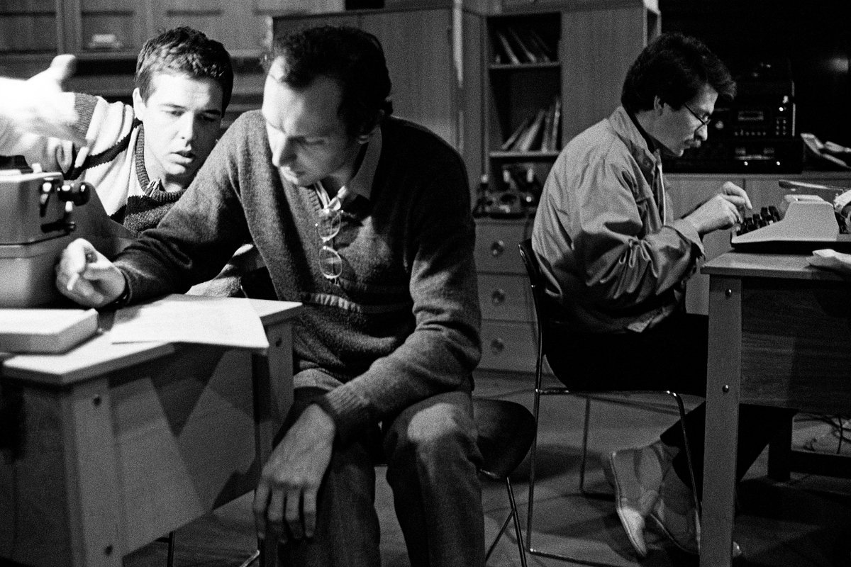 Ведущие «Взгляда» (слева направо): Александр Любимов, Дмитрий Захаров и Владислав Листьев. Фото С. Птицына 