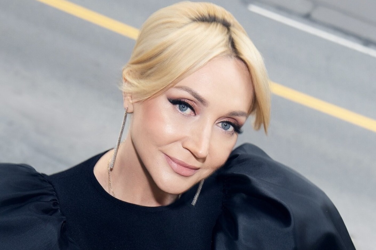     Дени исполнилось 28 лет: Кристина Орбакайте показала, как выглядит ее младший сын