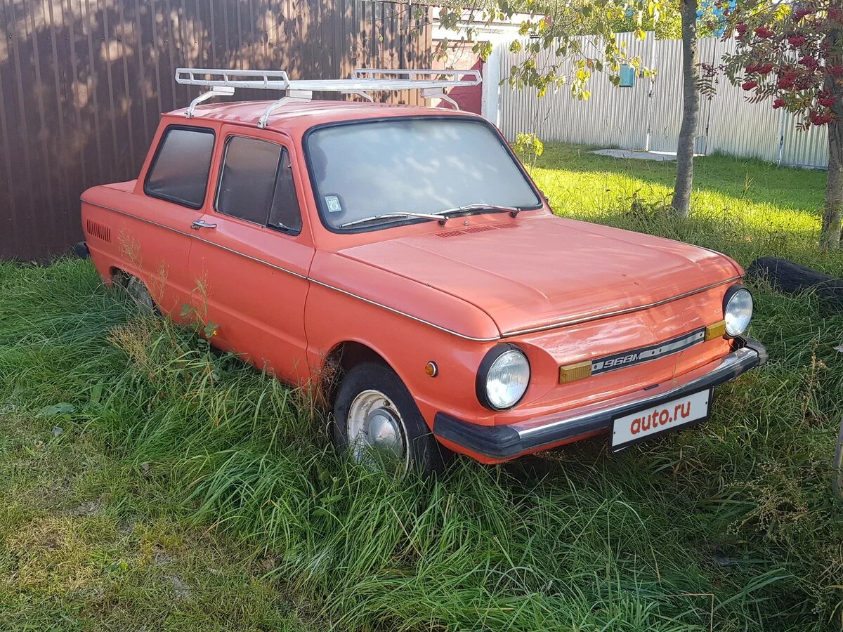 Так (только без багажника на крыше) выглядел наш с мужем первый автомобиль)) \Фото из открытых источников