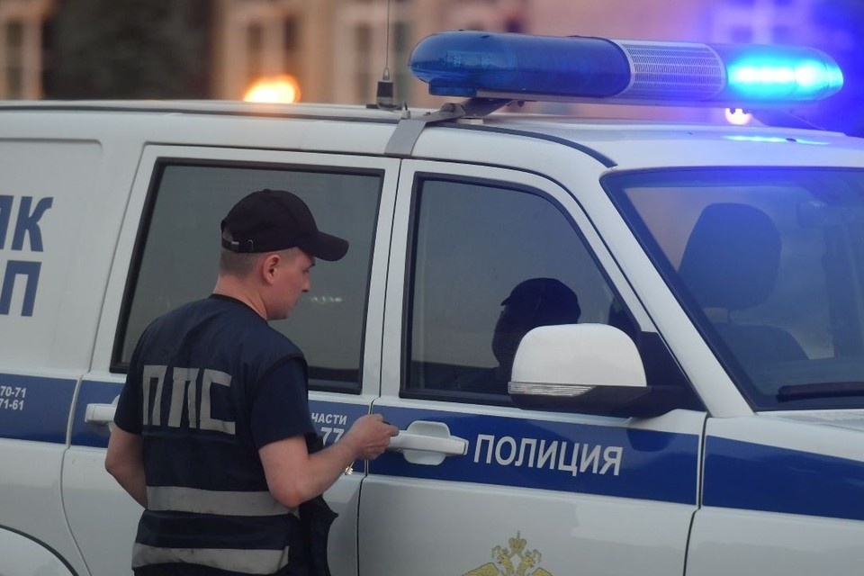    Порядок охраняли сотрудники полиции и других ведомств Алексей БУЛАТОВ