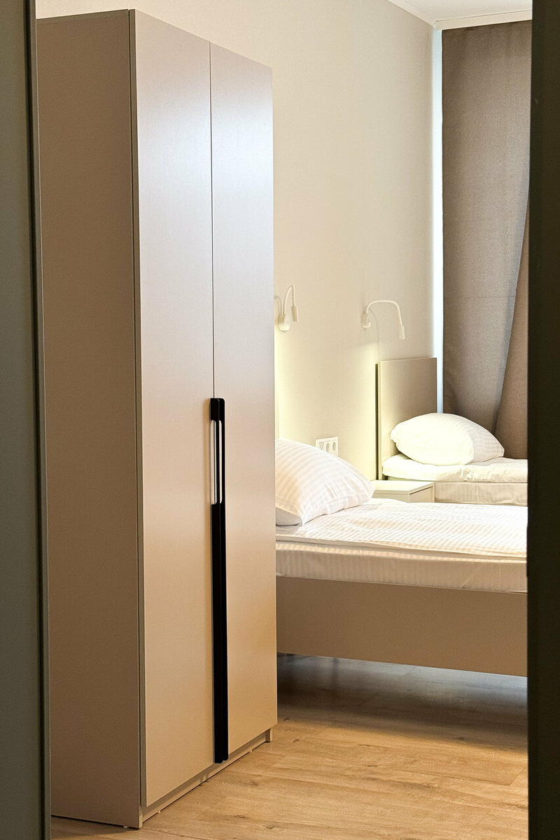 -2-2