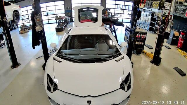 Lamborghini Aventador в сервисе