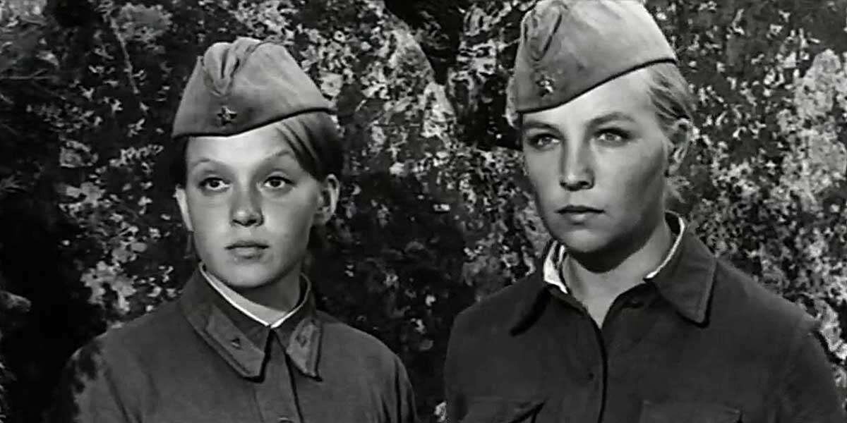    В 1972 году режиссер Станислав Ростоцкий снял фильм «А зори здесь тихие» по одноименной повести Бориса Васильева. Фото: kino-teatr.ru