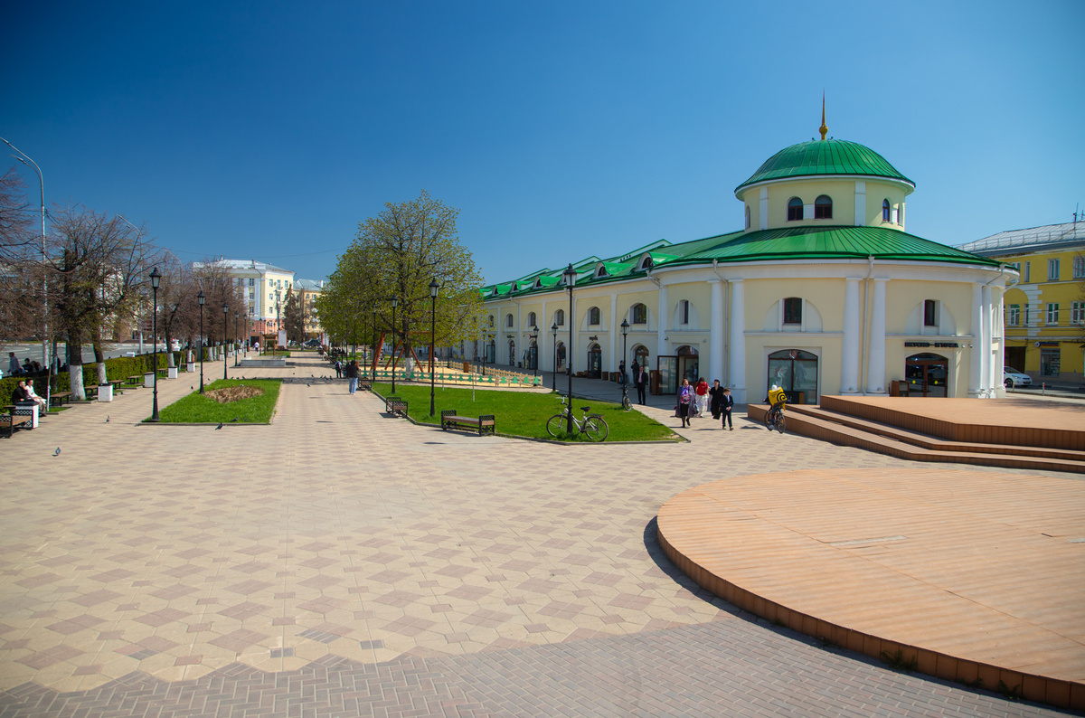 Рязань, бывшие торговые ряды на площади Ленина