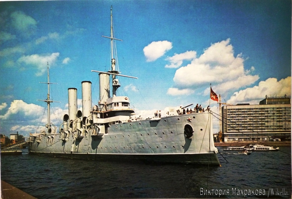 1982 г.