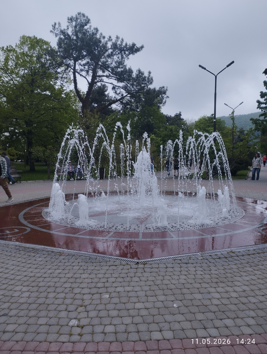 Фонтан в Абрау-Дюрсо. 