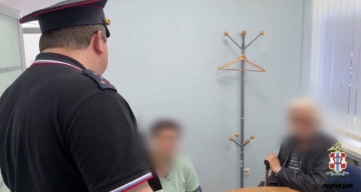 Фрагмент из видео омской полиции