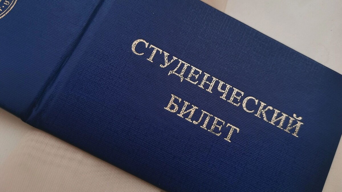    Оценки будут ставить электронно   Эмилия Губарева / atas.info