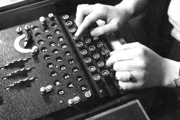 Шифровальная машина «Энигма», 1943 год / Bundesarchiv   📷