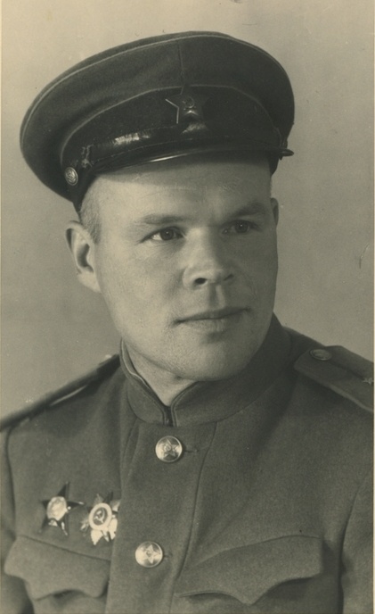 Бабкин Владимир Степанович (родился  Пермской области в 1907 году).
С 1930-го по 1940-й год работал в органах ОГПУ и НКВД.
-сотрудник ОГПУ. 1932г.  г. Березники

Ушел на фронт в 1942-м. Контрразведчик «СМЕРШ». 