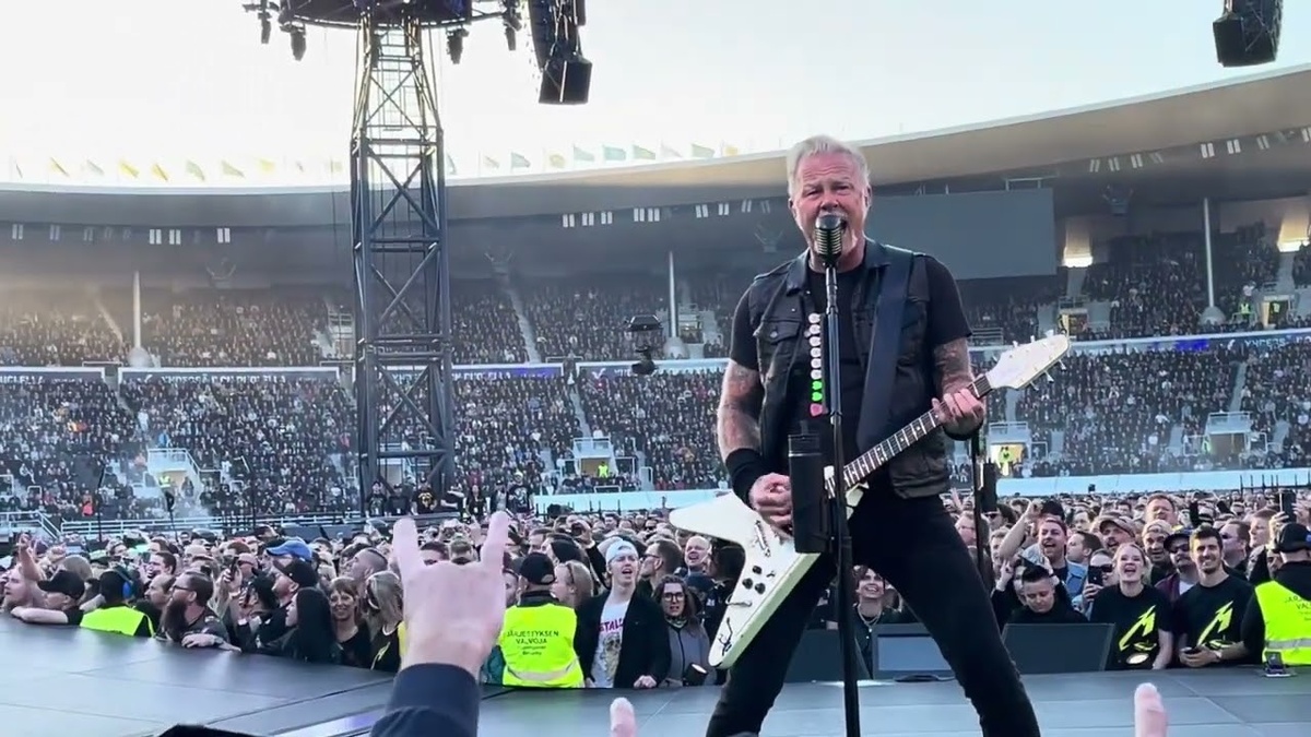 Ни одно выступление Metallica не обходится без "The Ecstasy Of Gold" в качестве вступительной фонограммы
