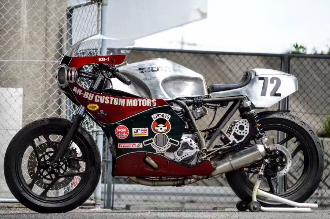 Ducati Darmah 900
