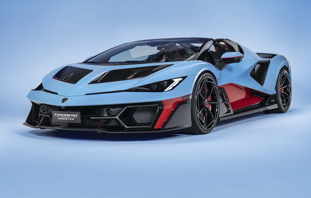 Самый мощный кабриолет в истории бренда – Lamborghini Fenomeno Roadster