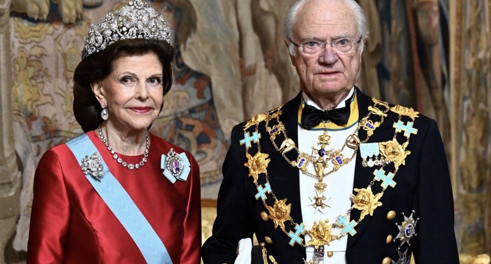 Королю Карлу XVI Густаву 80 лет: парад роскошных тиар на дне рождения короля Швеции