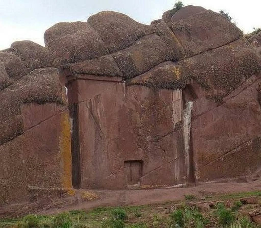 Араму Муру. Источник фото Яндекс-картинки