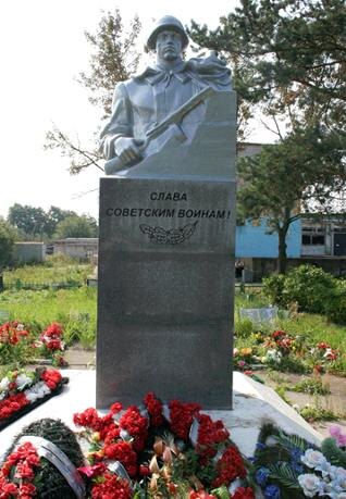 Воинское захоронение в м.о. с.п. «Путиловское»