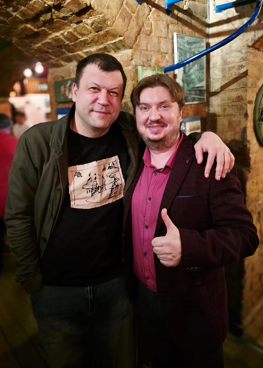 Михаил Довженко и Илья Ушуллу