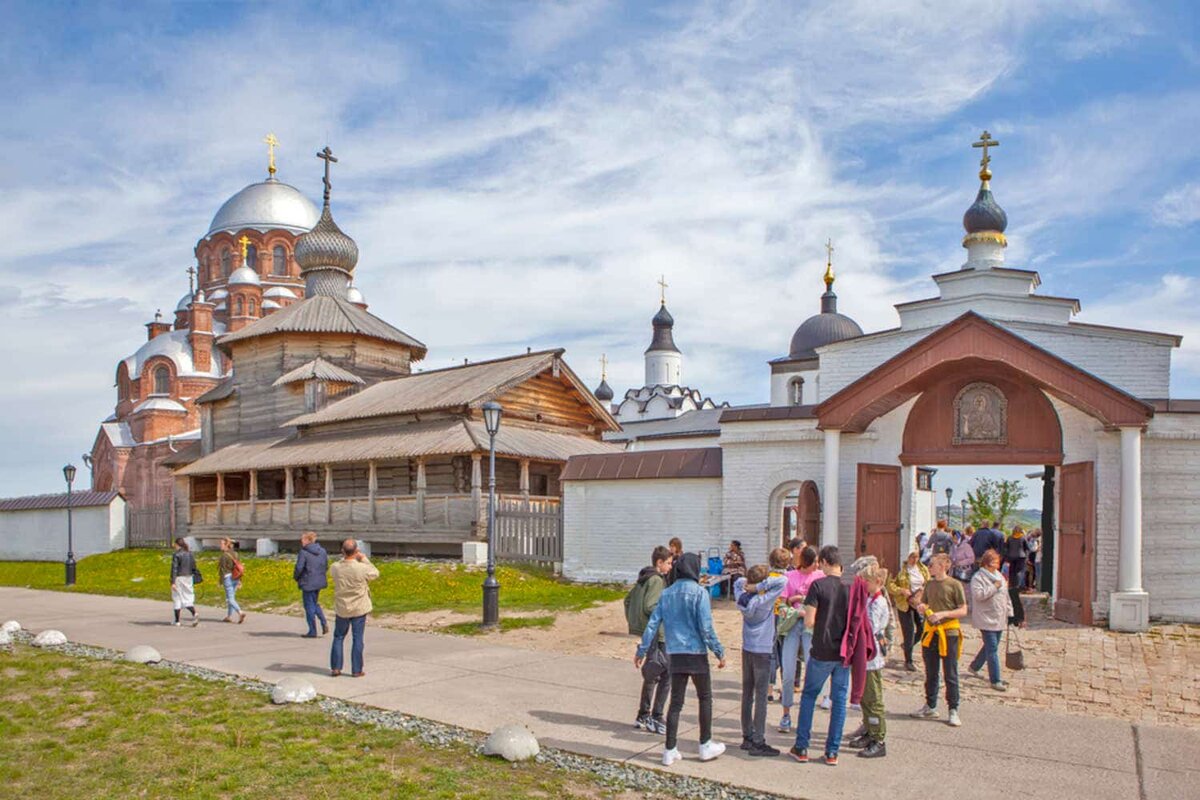 Эскскурсия по острову Свияжск. СК "Москвич"