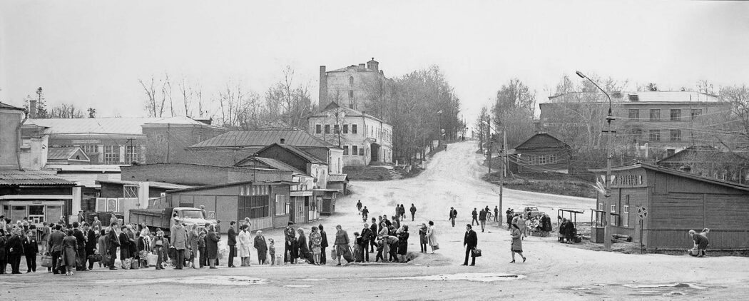 Сенная площадь, 1983-1984
