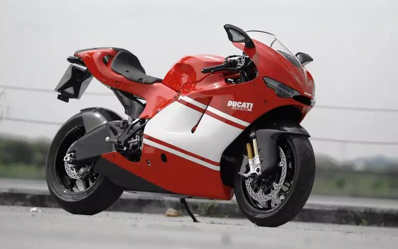 Ducati Desmosedici RR📷
