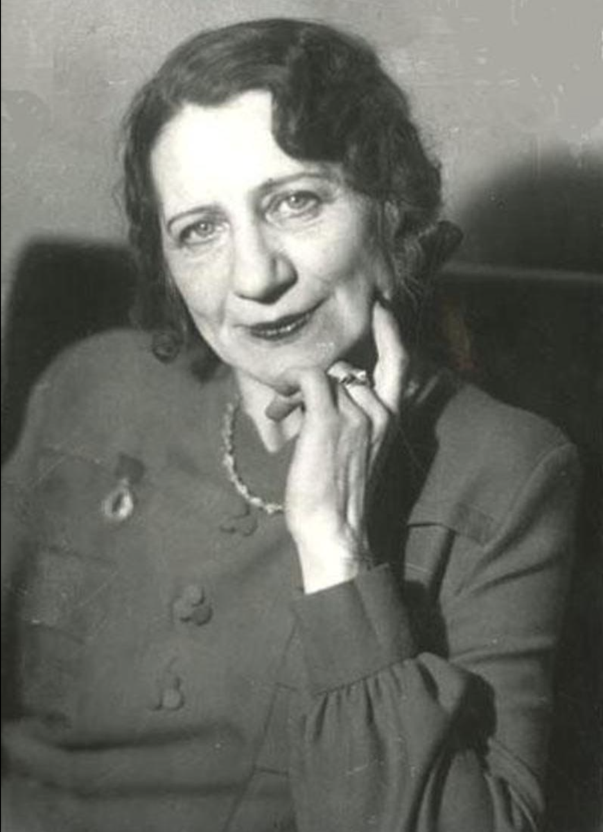 Белла Кригер