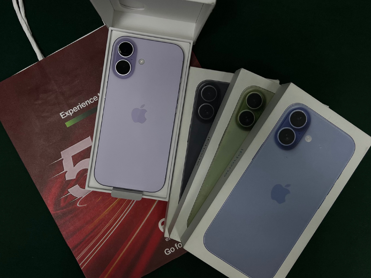 iPhone теперь продаются активированными