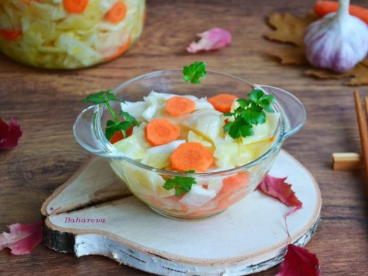 Вкусная хрустящая капуста "Провансаль": дать постоять сутки - и готова!