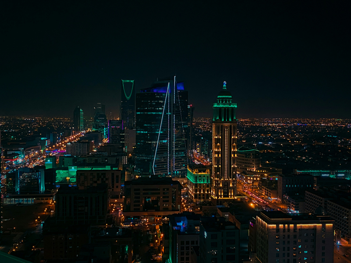 Эр-Рияд, Саудовская Аравия. Автор фото سيف الظاهر на Unsplash