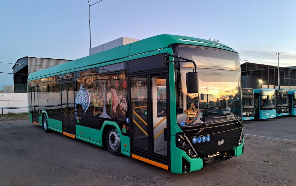 Электробус максимально нашпигован электроникой. Фото: t.me/busandall