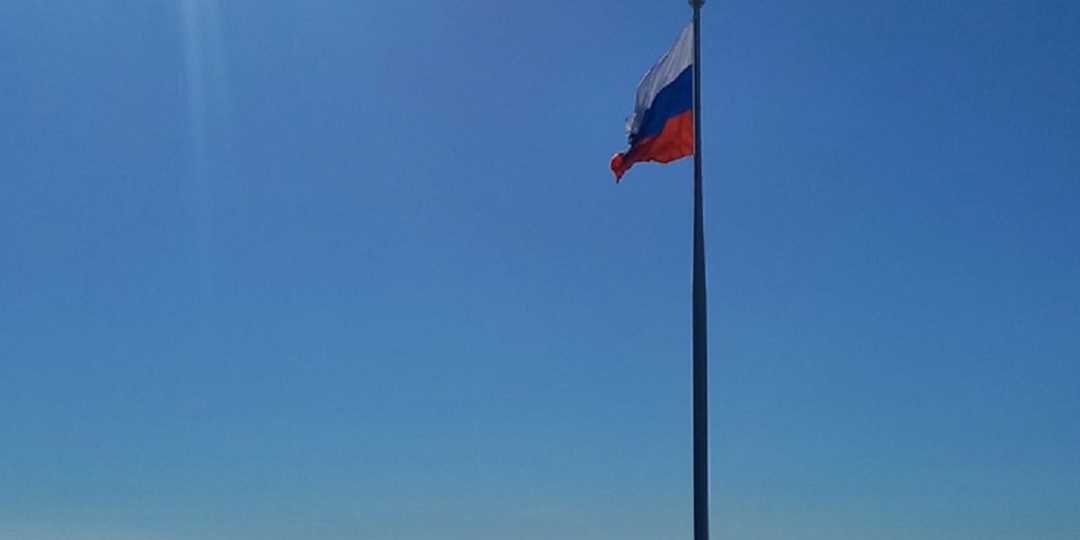BFM: российская нефть Urals вновь идет на экспорт со скидкой