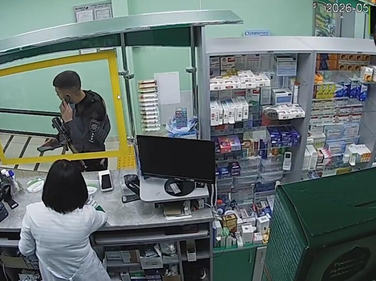    Взлом систем видеонаблюдения в торговых центрах и магазинах на Украине | © Тихий омут