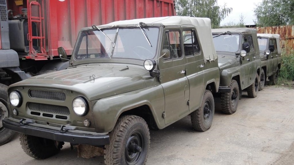 Как отличить военный УАЗ-469 от гражданского. Рассказываю подробнее