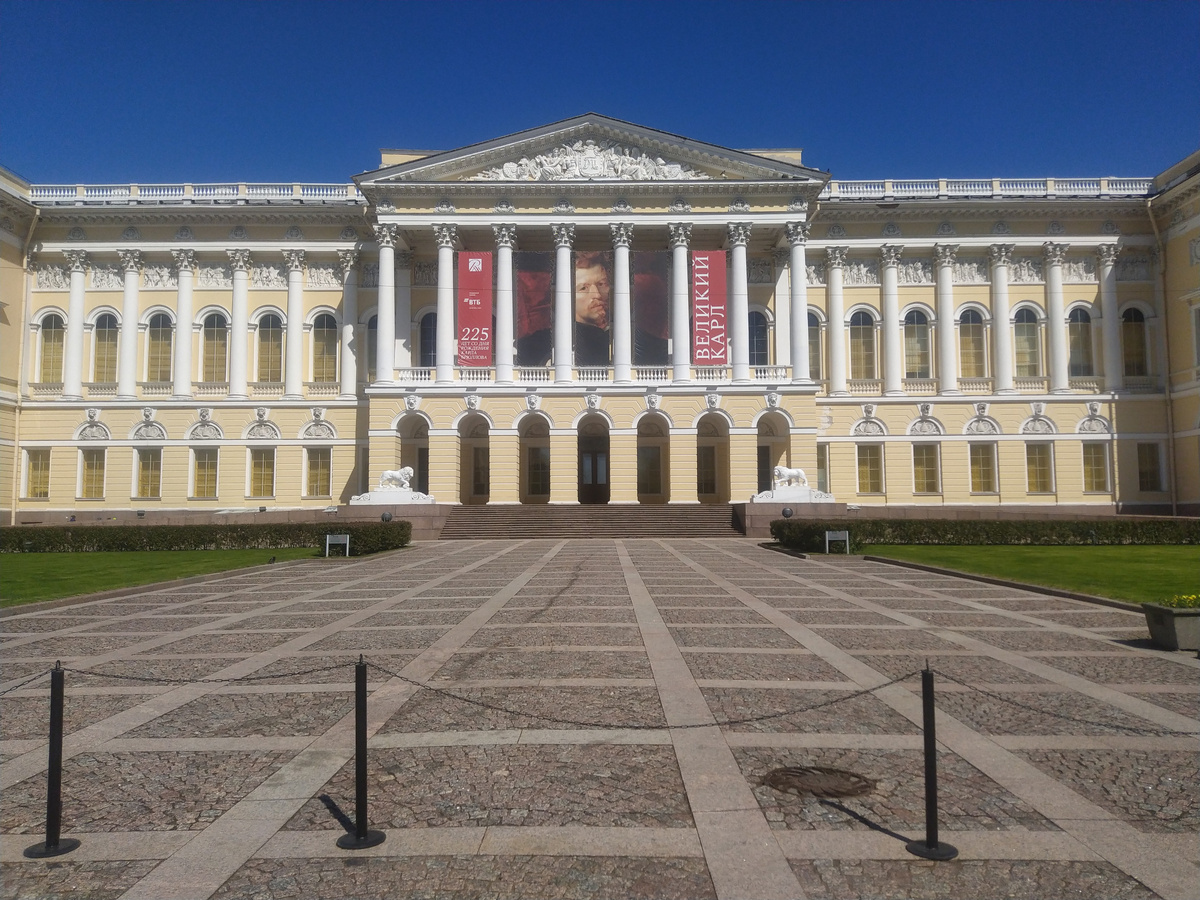 Михайловский дворец