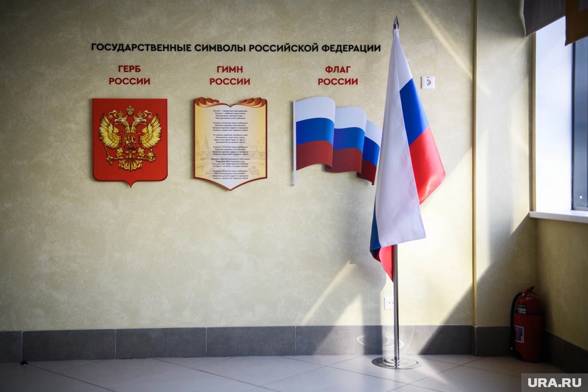     Гимн РФ и патриотические песни звучали в ТЦ и магазинах Украины