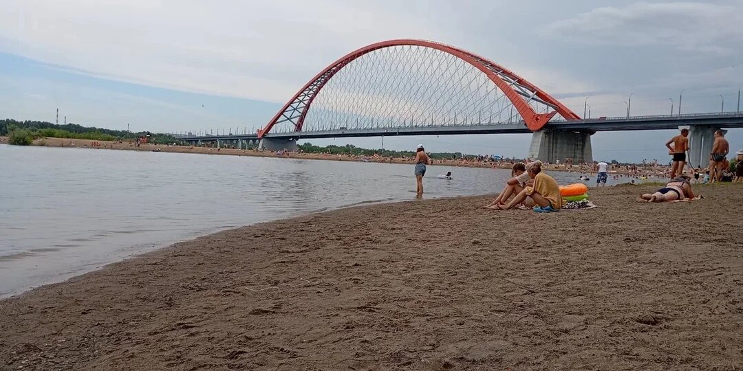 Новосибирцев могут оштрафовать за фото в купальниках на аватарках