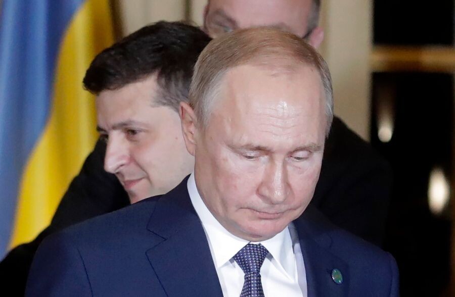    Президент России Владимир Путин и глава киевского режима Владимир Зеленский / Источник: © Михаил Метцель/ТАСС