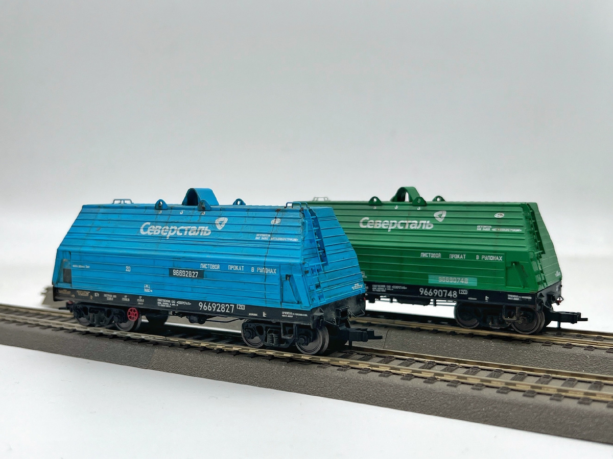 Модели вагонов 13-9906 для перевозки стали в рулонах. Декали ARtModell. Автор переделки Владимир Дрозд